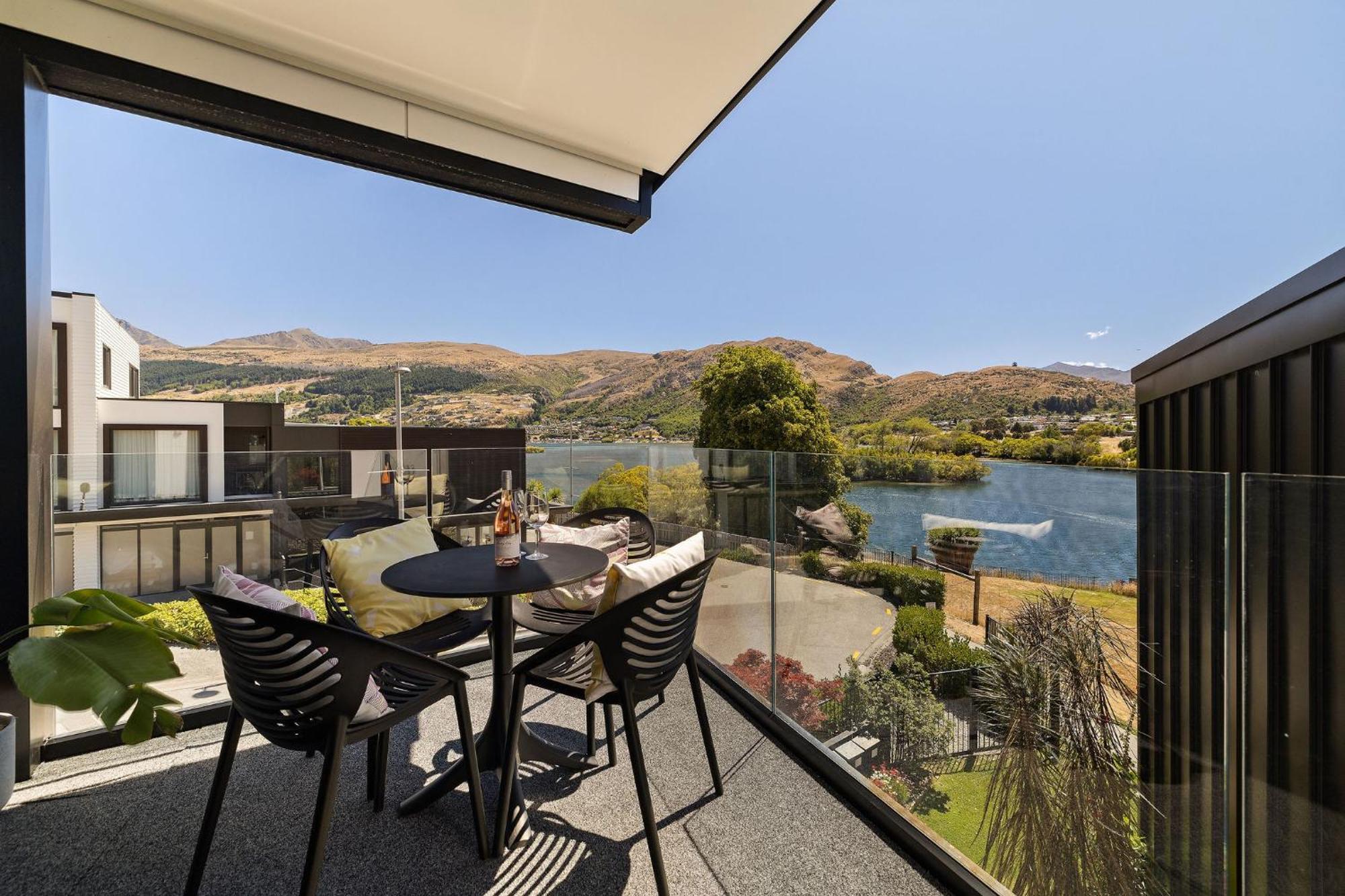 Homestead Retreat - 2 Bedroom - Lake View Distretto di Distretto di Queenstown Esterno foto
